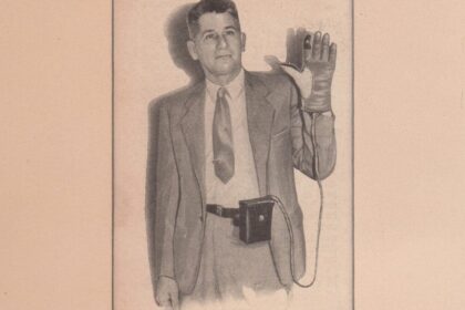 This Electric Shock Glove Was Invented for Police in the 1930s to ‘Incite Fear’