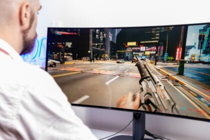 Alienware’s AW3926QW Ultrawide Gaming Monitor Review: Size Really Does Matter