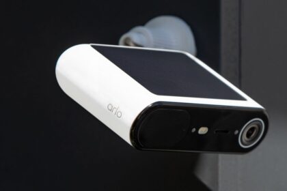 Arlo’s New Security Camera Can Run Year-Round, Thanks to the Sun