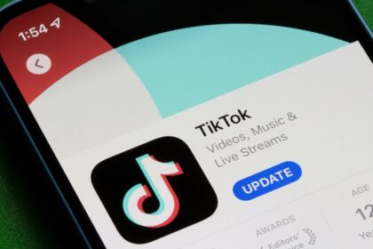 TikTok Is Supercharging Comments With Voice, Photo Carousels, and Polls