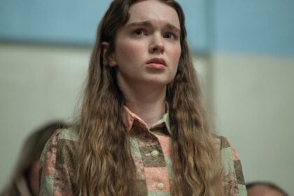 Mike Flanagan’s New ‘Carrie’ Trailer Is Stuffed Full of Teenage Rage