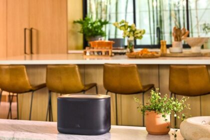 JBL’s New Wi-Fi Speakers Aim to Beat Sonos at Its Own Game