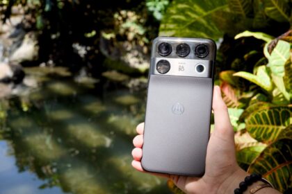 Qualcomm’s iPhone Killer Chip Is a Performance Monster Built for Supersized Phones