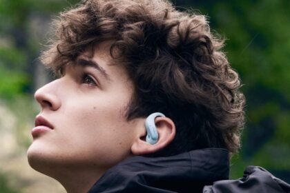 Shokz Put Its New Open Wireless Earbuds on a Diet