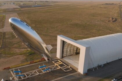 This ‘Cell Tower in the Sky’ Just Completed a Record-Breaking 18,641-Mile Round Trip to Japan