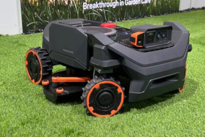 Segway’s Newest Navimow Robomower Has an Edge-Trimming Trapdoor