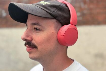 These $70 Wireless Headphones Have Me Rethinking Everything