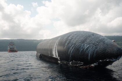 SpaceX Finally Recovers Starship After 24 Days of Tugging It Through Rough Waters