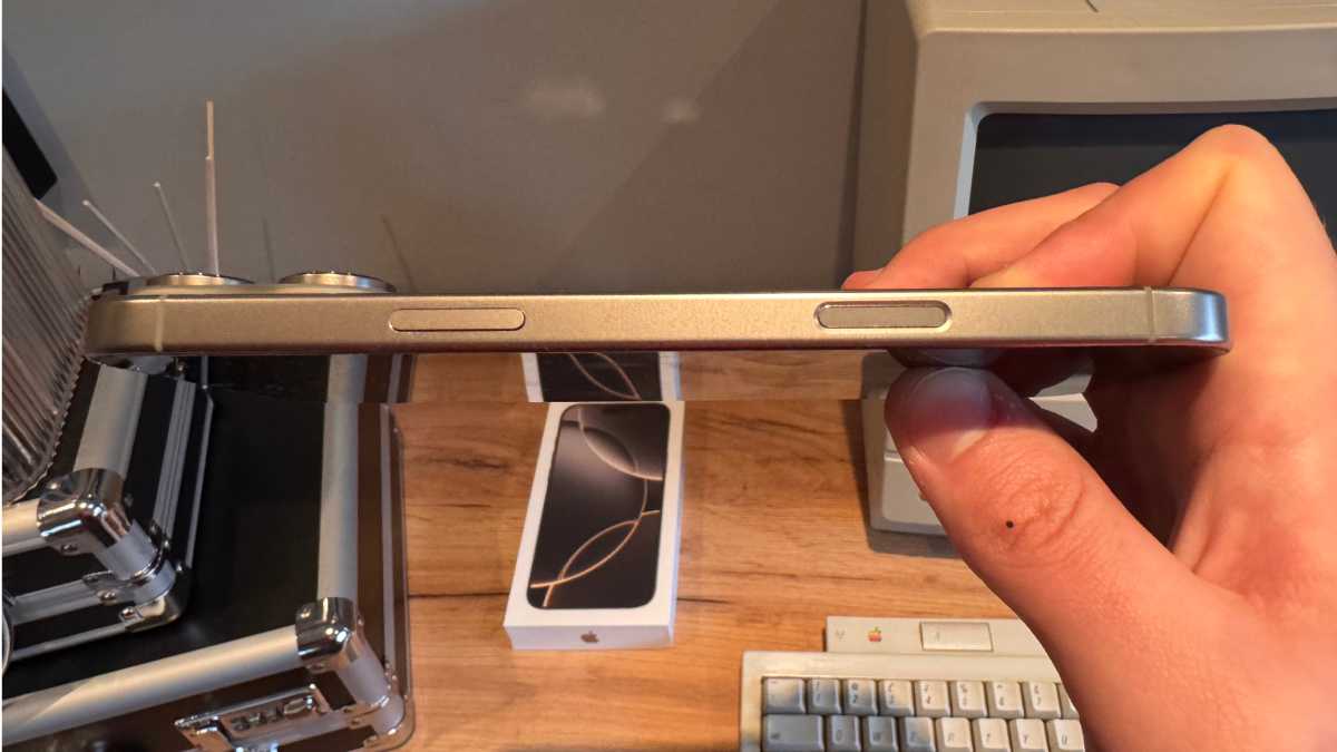 iPhone 16 Pro Max Sideways for Performance