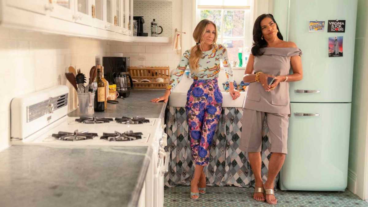 And Just Like That… season 3 Carrie and Seema