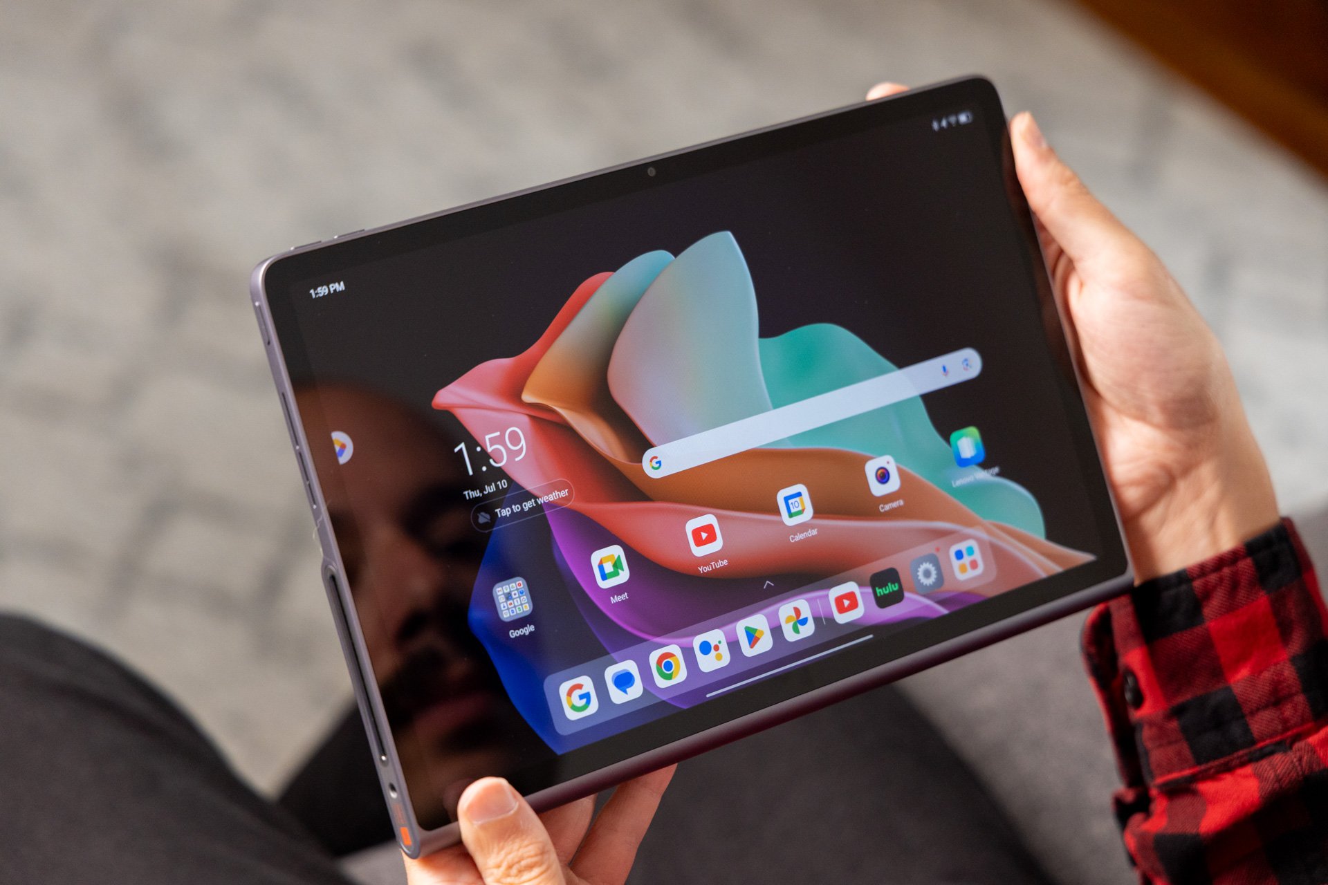Lenovo Tab Plus Review 5