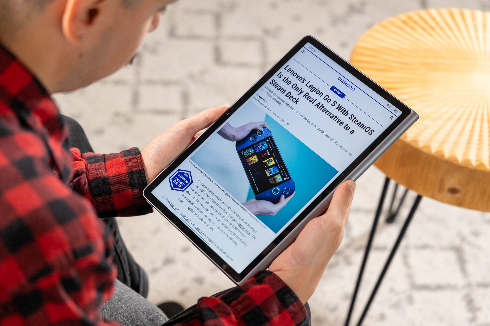 Lenovo Tab Plus Review 9
