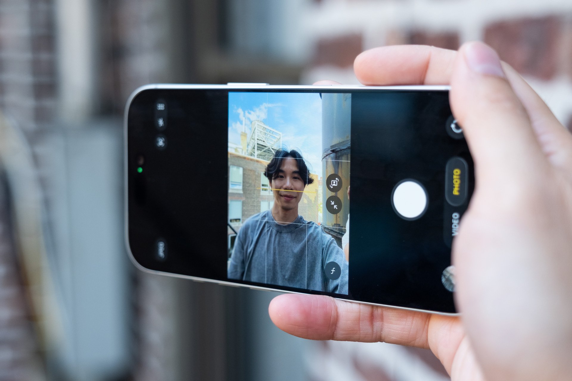 Apple iPhone 17 Pro, 18MP Center Stage camera