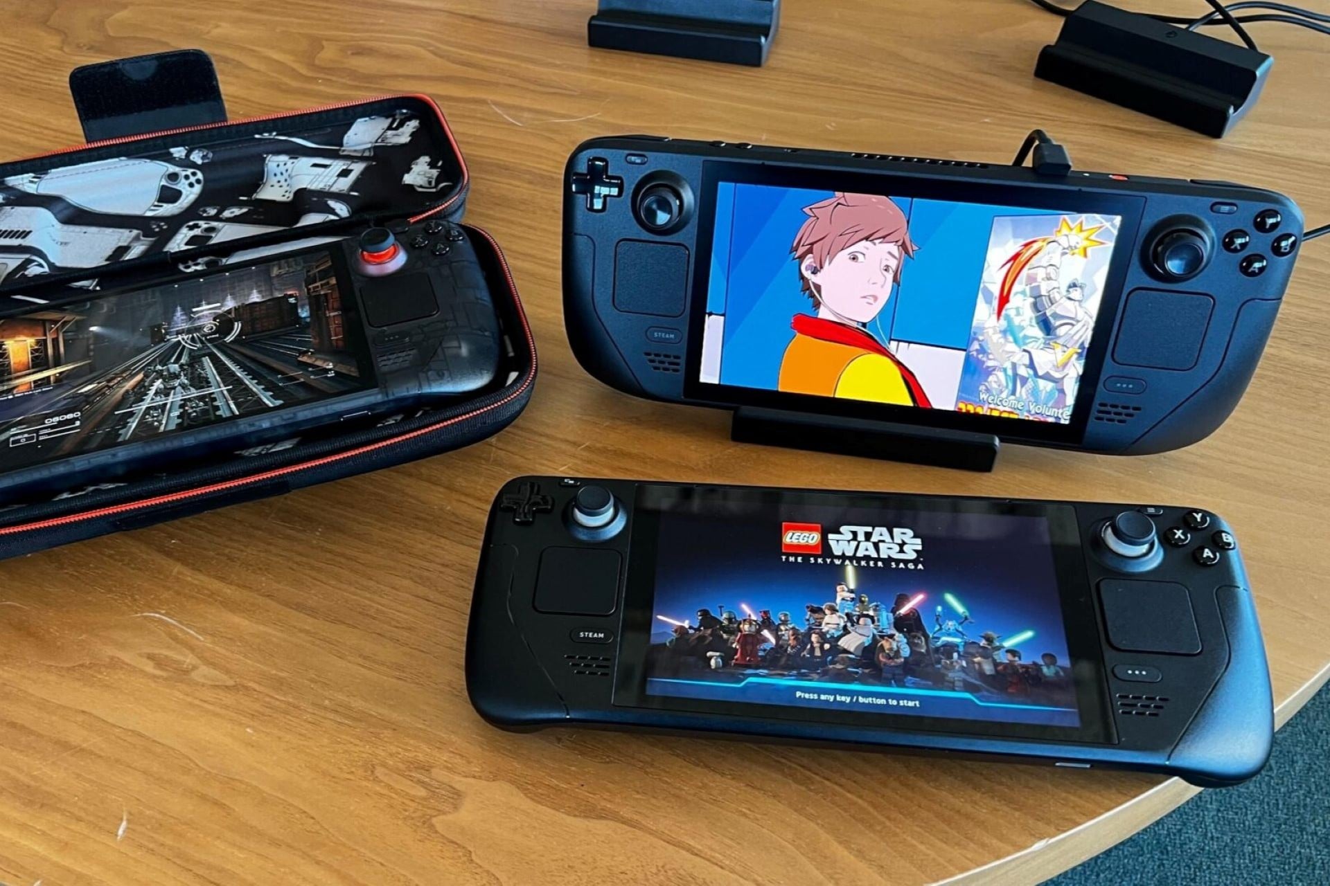 Steam Deck Oled And Steam Deck