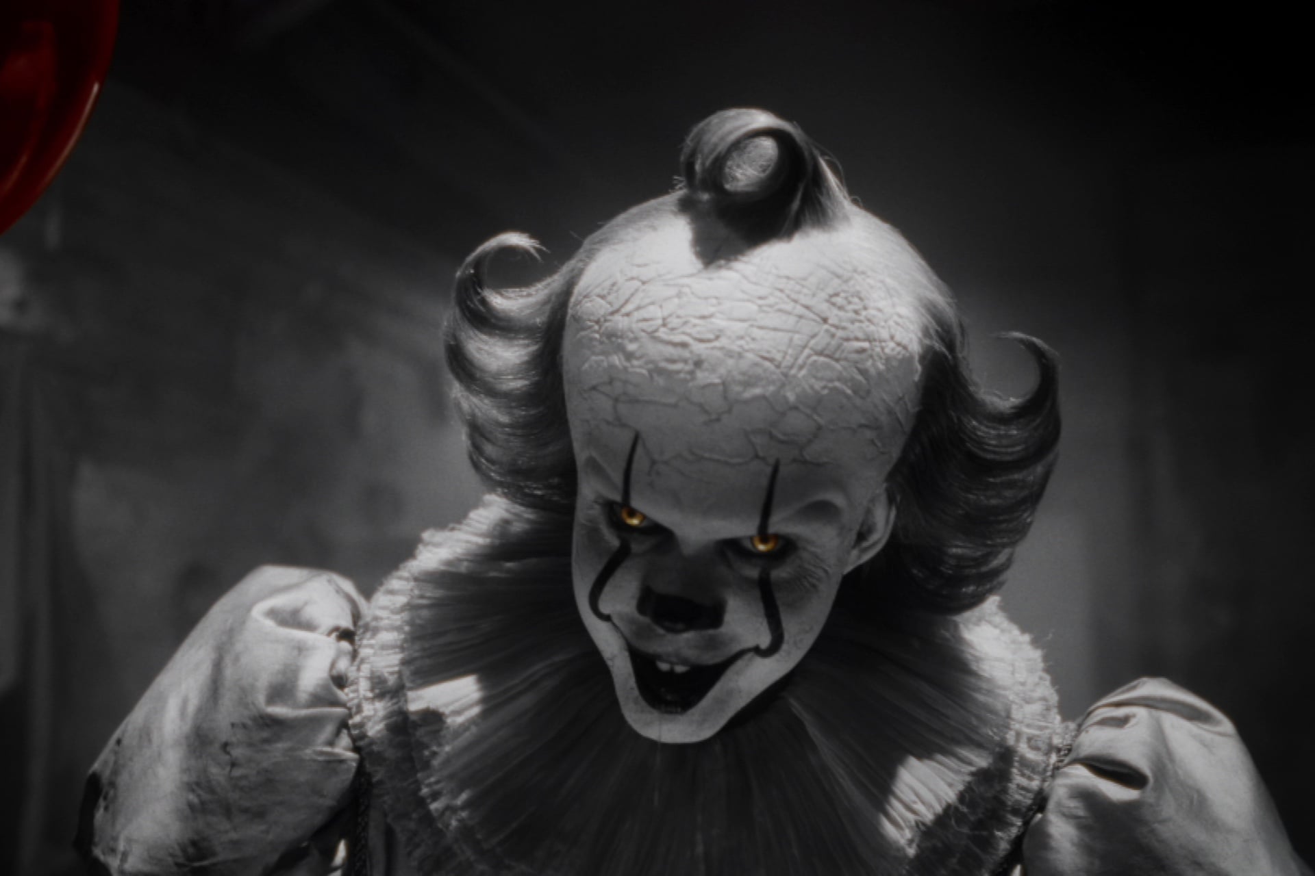 Bill Skarsgard B&wpennywise