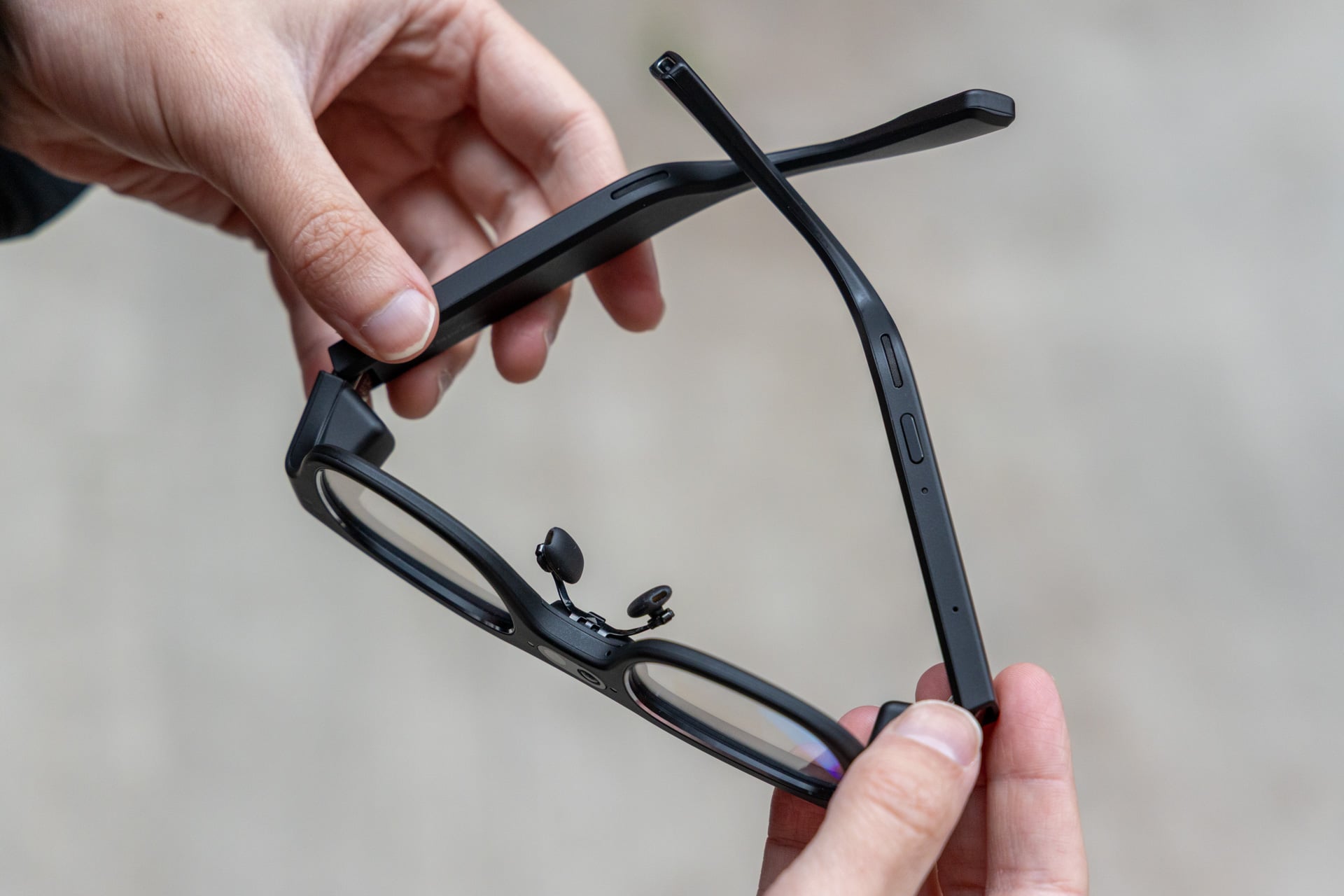Ray Neo X3 Pro Smart Glasses Review 06