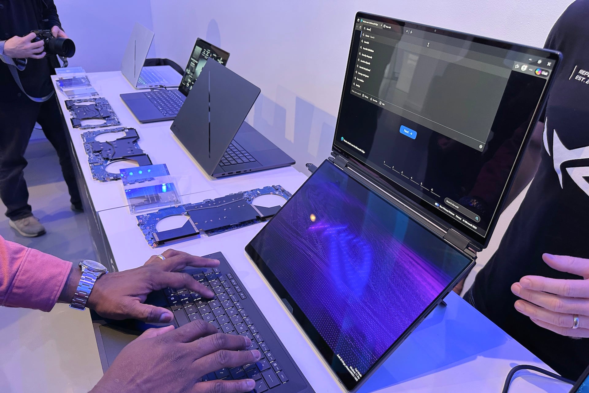 Asus Rog Zephyrus Duo 2