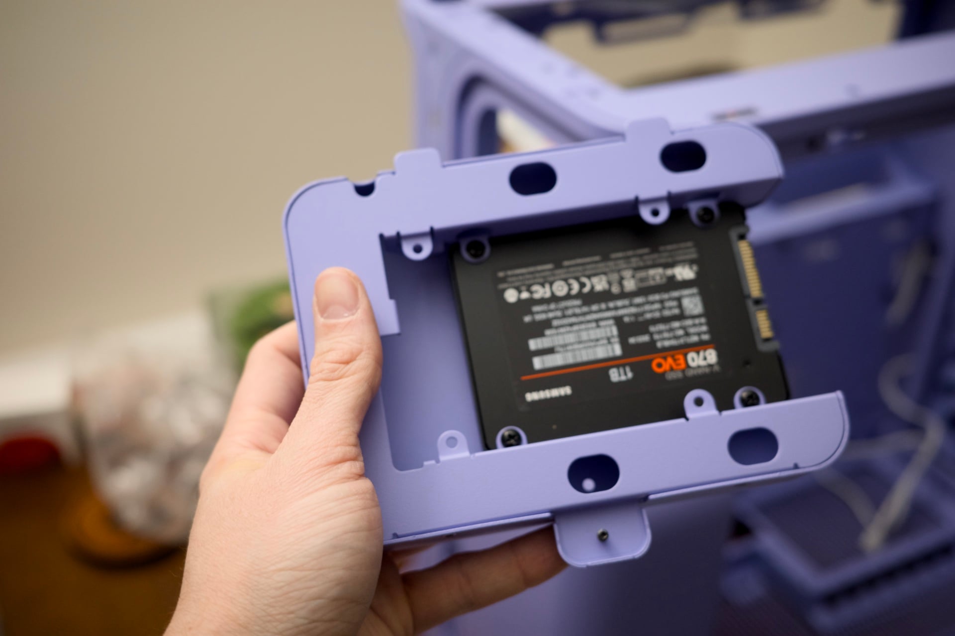 Hyte X50 Pc Rx 9060 Xt 17