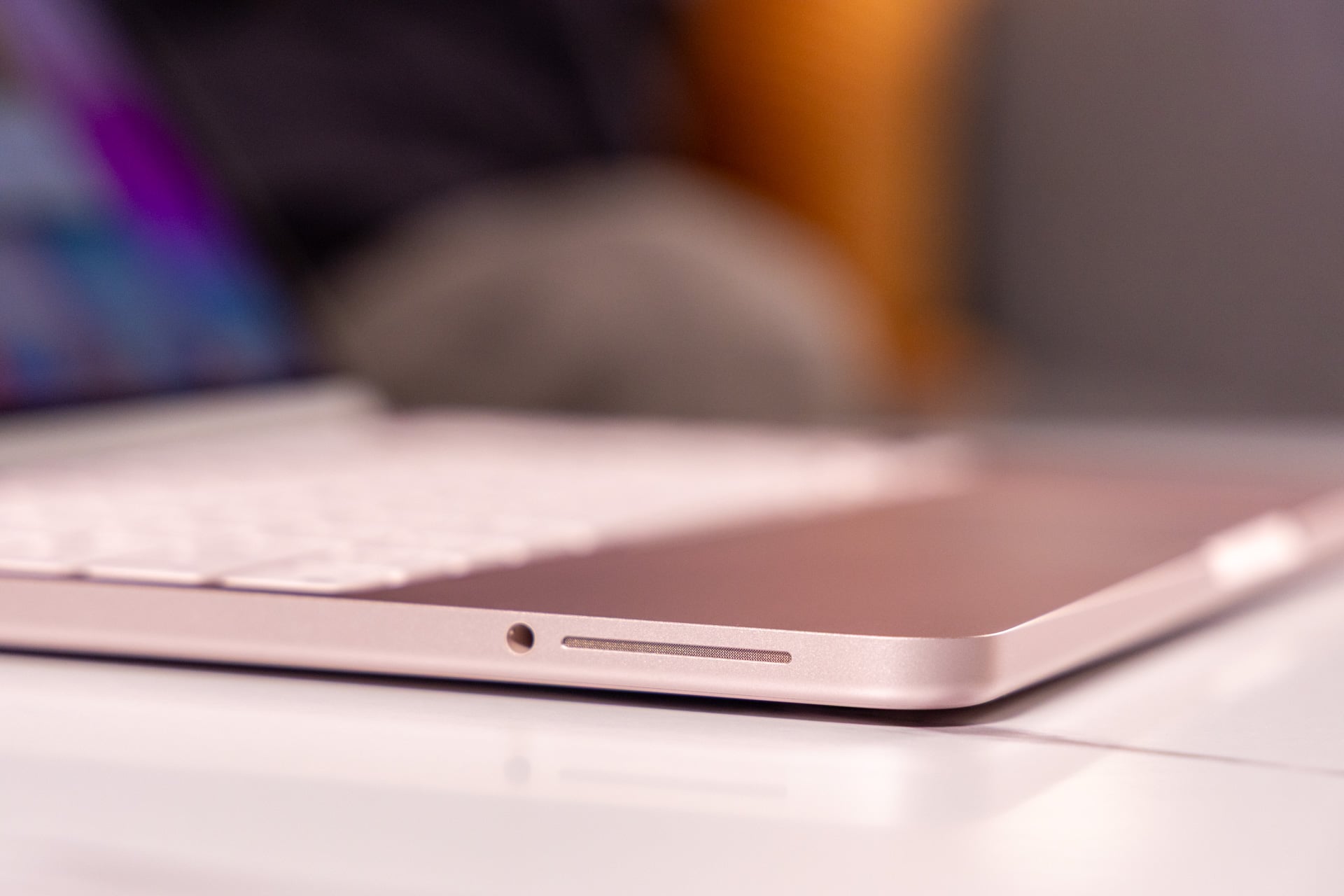 Macbook Neo Review 24