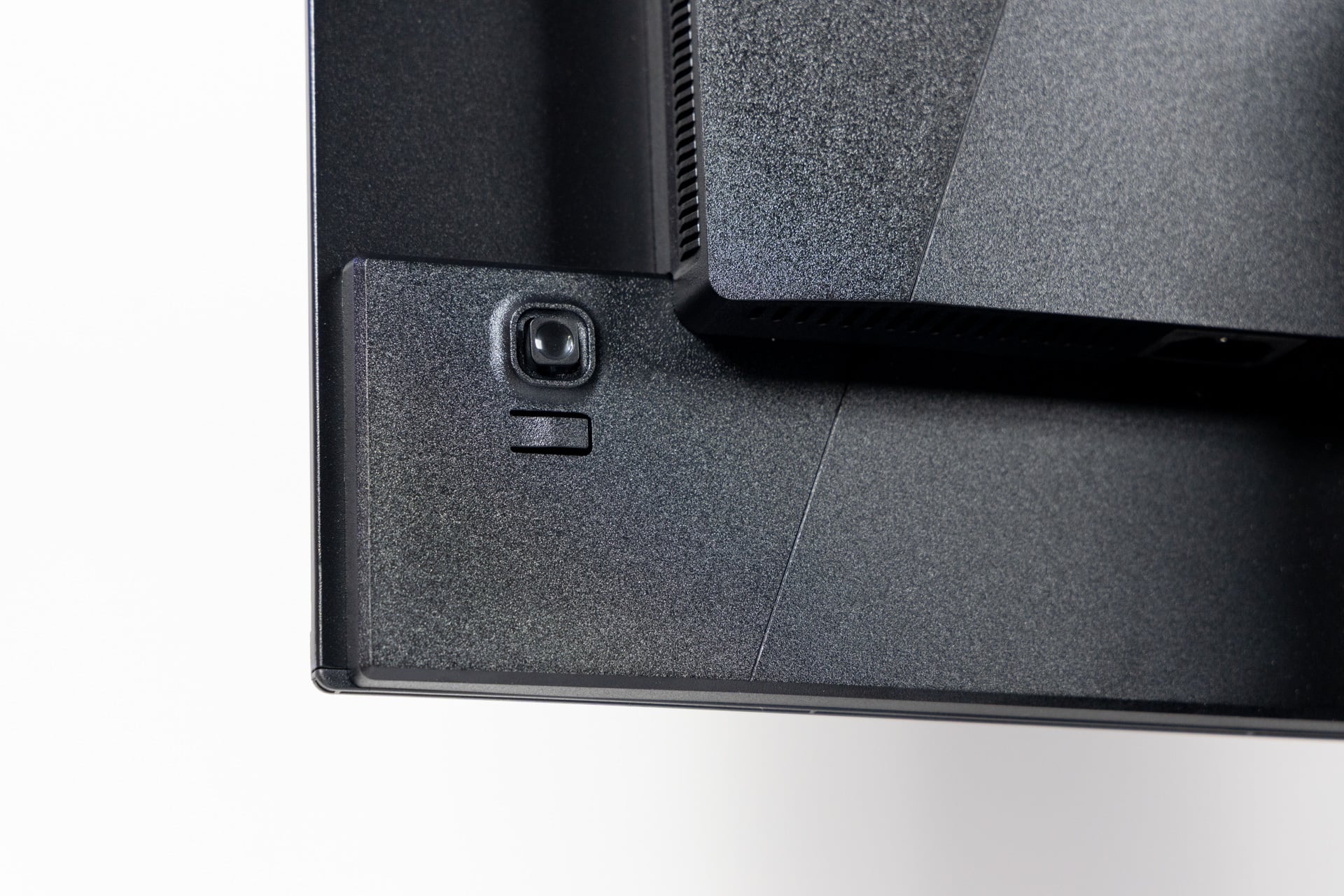 Alienware AW2726DM QD-OLED Gaming Monitor Review