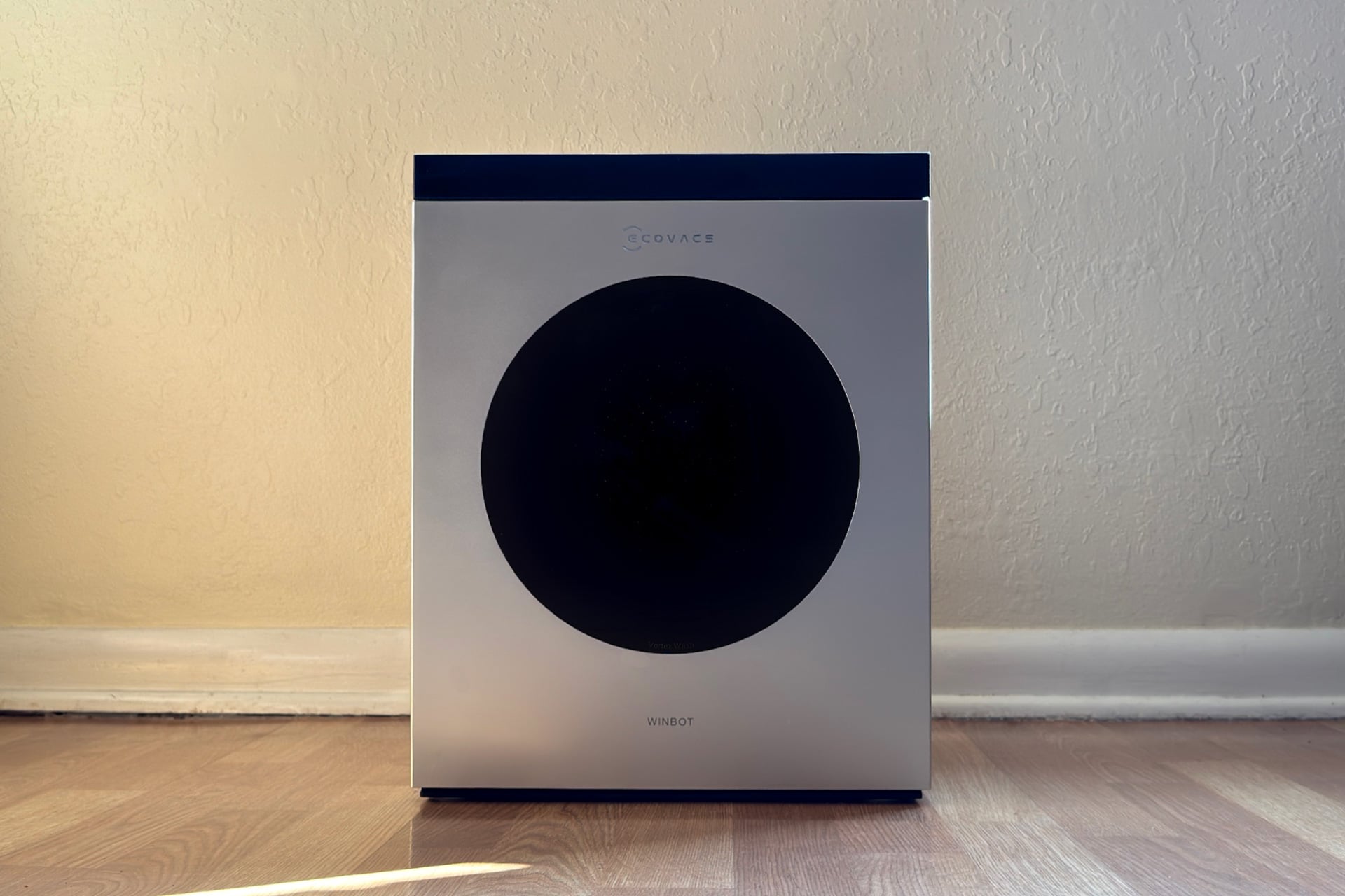 Ecovacs Winbot W3 Omni Review 05