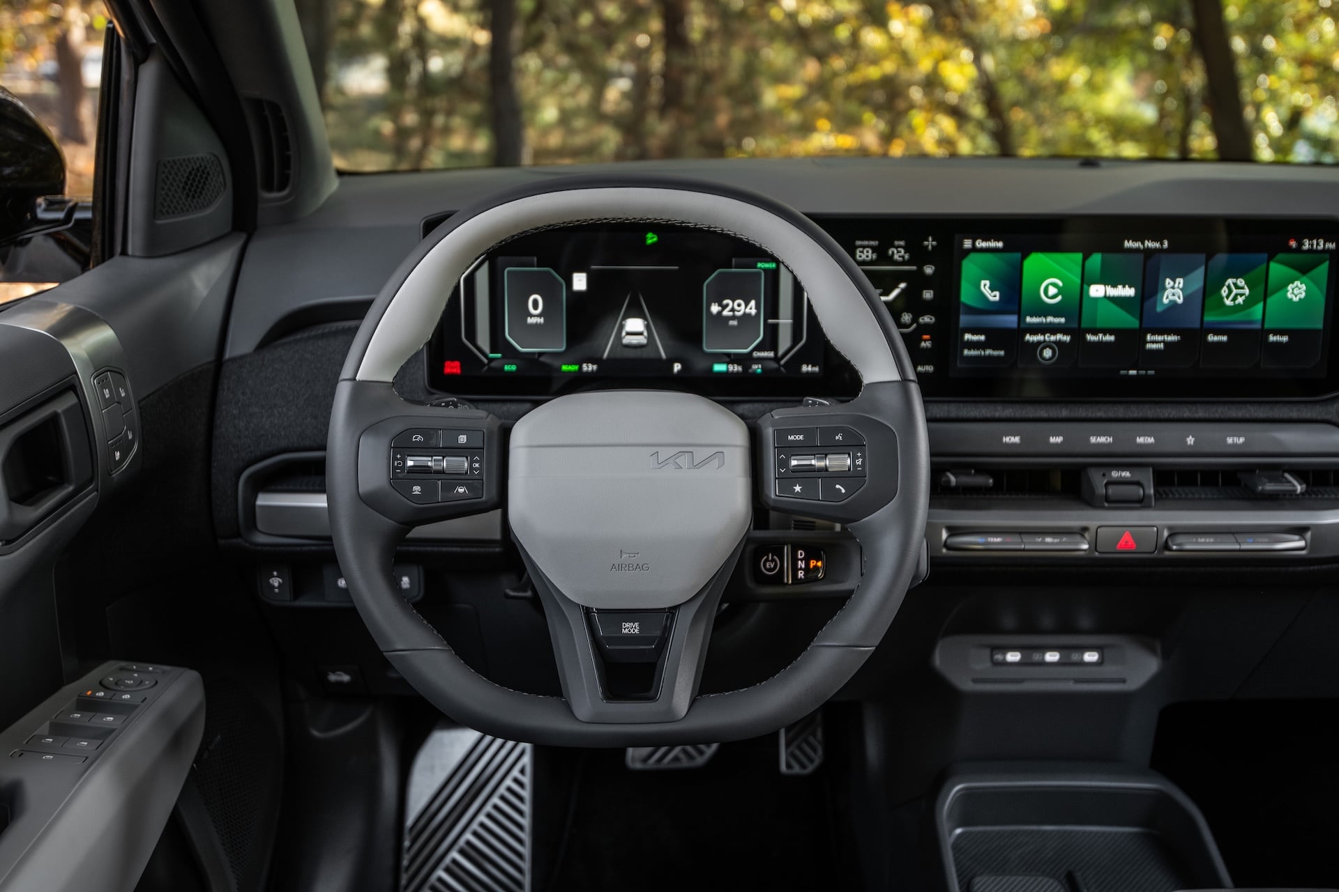A view of the Kia EV3 steering wheel.