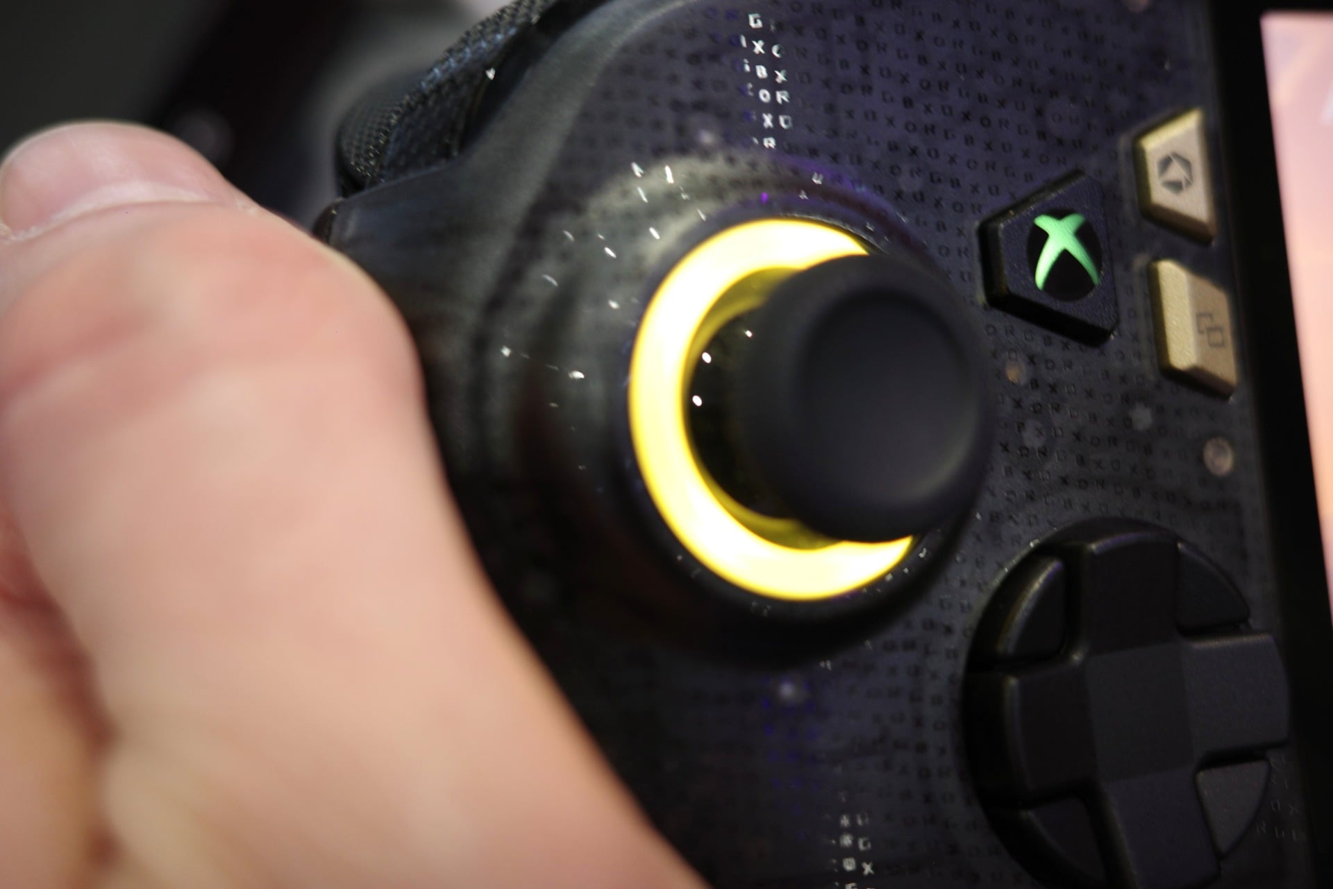 Asus Rog Xbox Ally X20 3