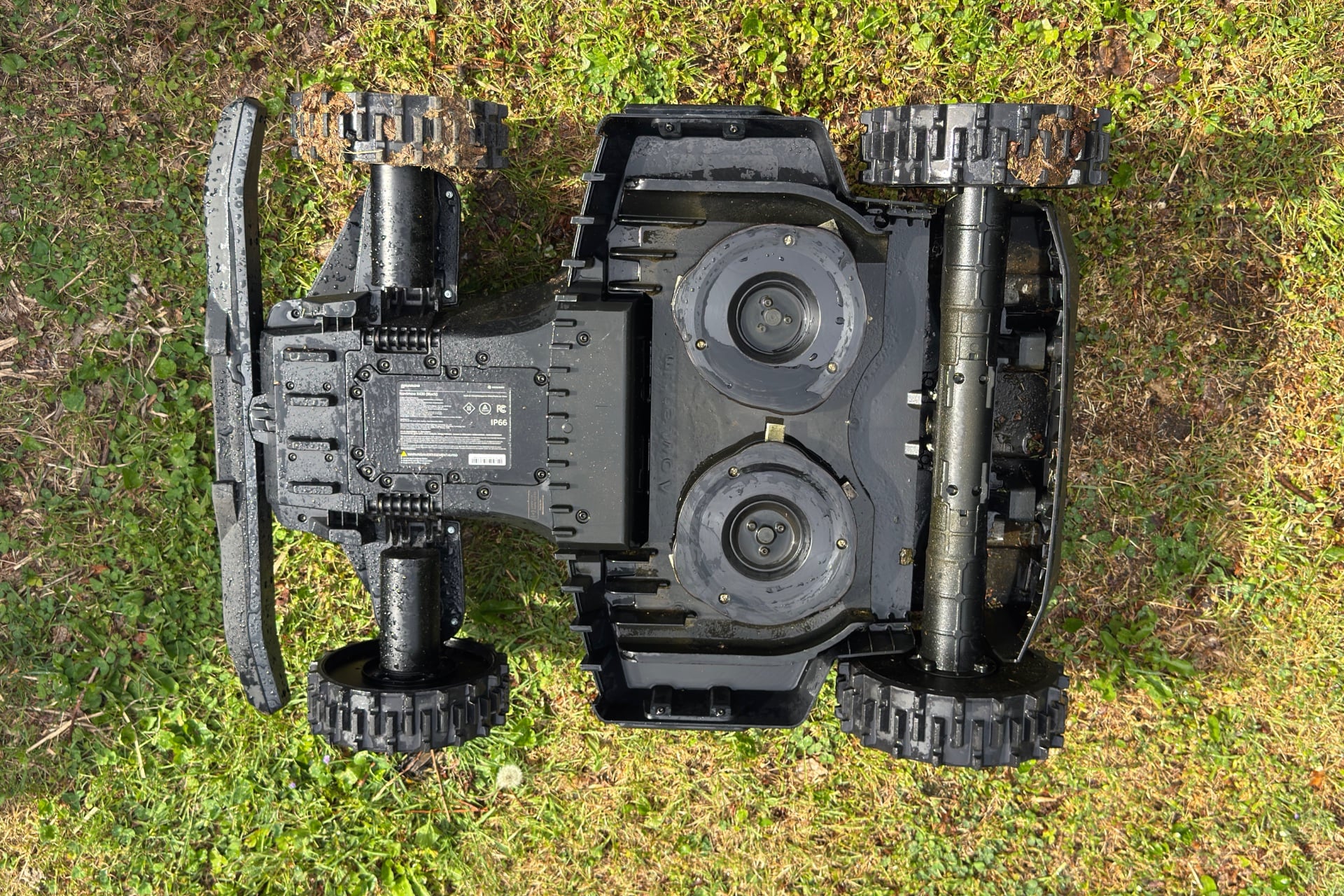Navimow X430 Underside