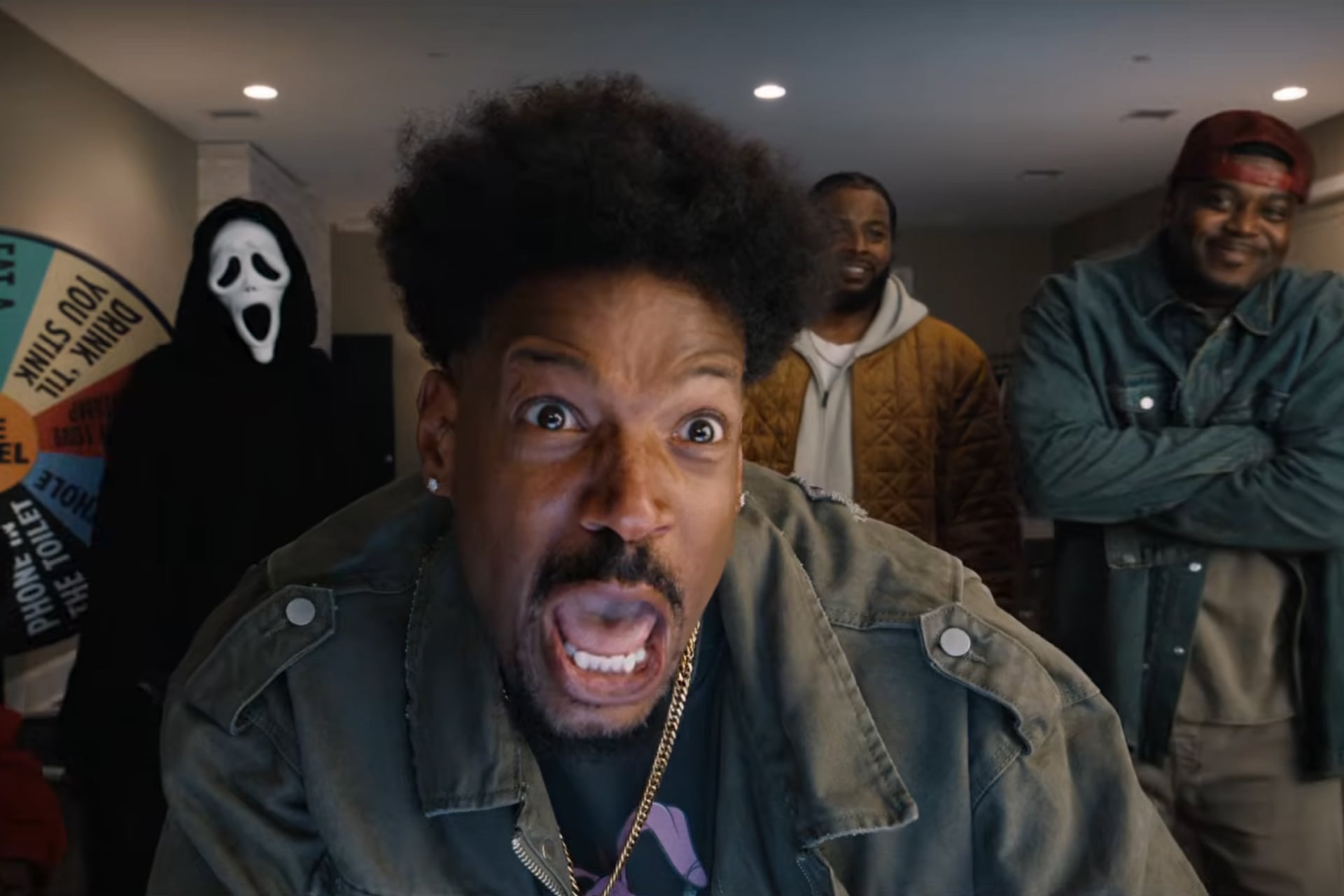Scary Movie 6 Trailer Marlon Wayans Ghostface