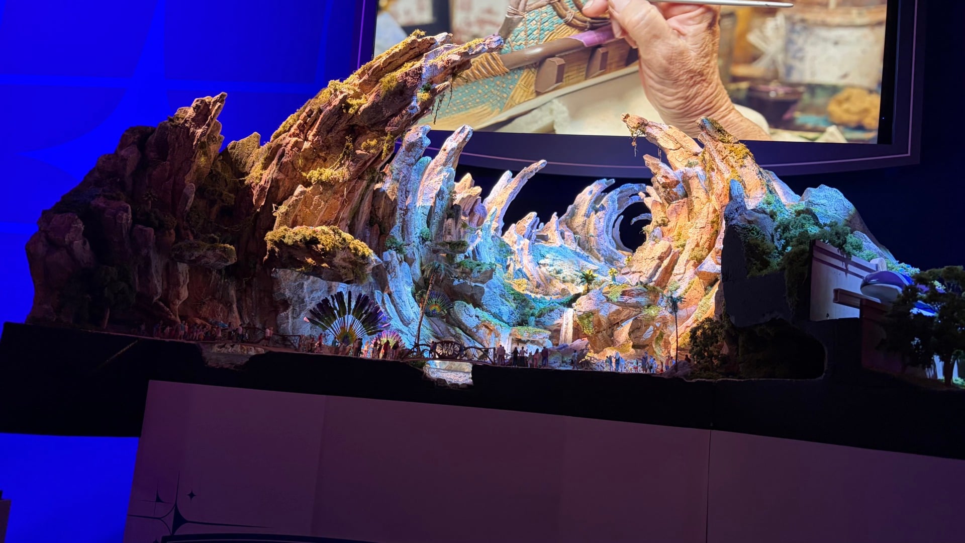 D23 Avatar Display 4