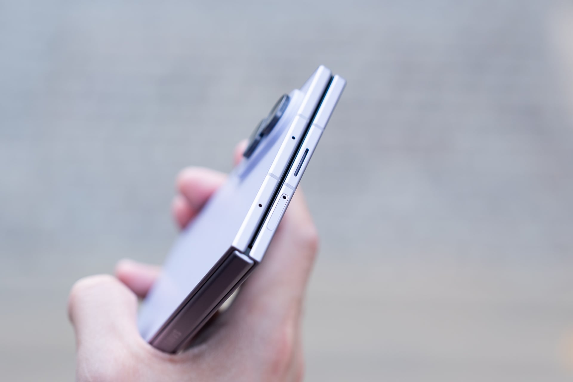 Samsung Galaxy Z Fold 8 Review 37