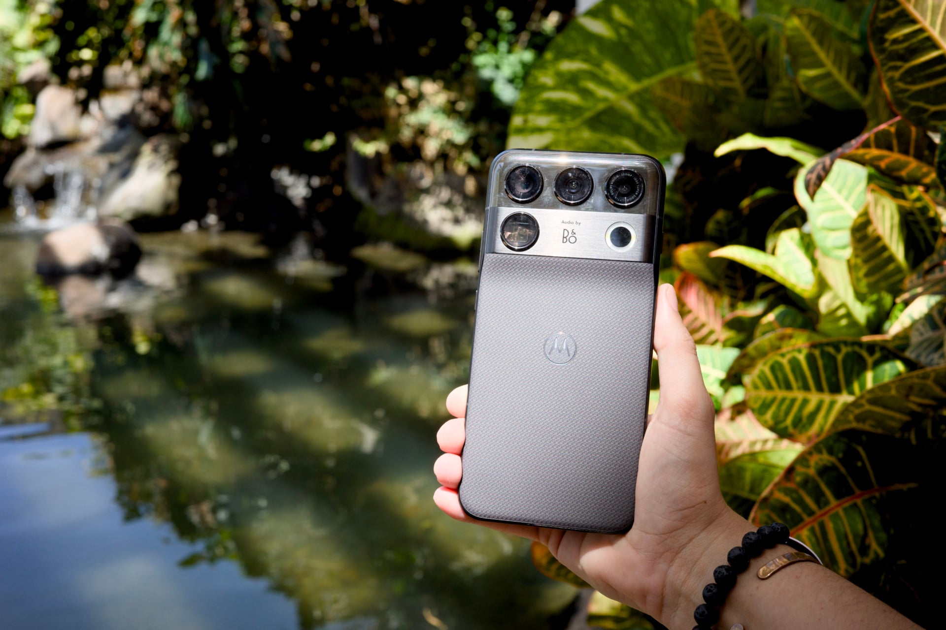 Motorola Signature 27 1